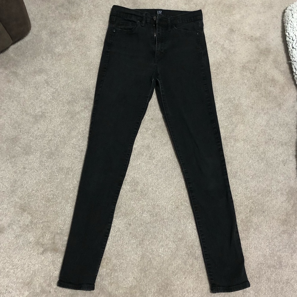 black skinny jeans